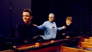 Konstantin Alexander Schwarze und Maximilian Schwarze mit Maria Parton-Luft