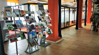 Infoaufsteller im Service Center