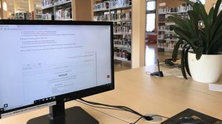 Internet-Arbeitsplatz in der Stadtbibliothek